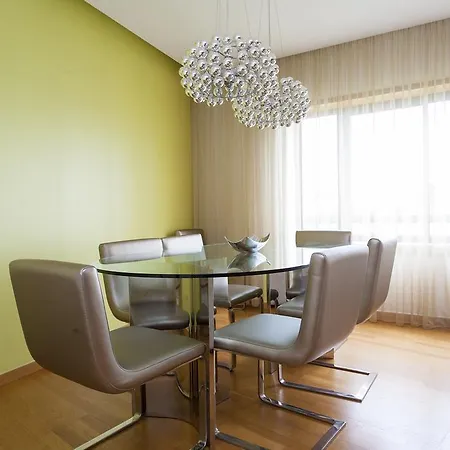 Dos Oceanos Apartment Lisbon